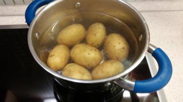 Kartoffel roll: herzhaft, einfach und sehr lecker!