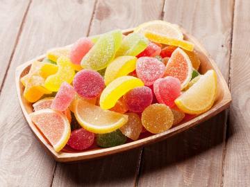 Wie man Süßigkeiten isst und nicht fett wird: TOP-Produkte für Süßigkeiten