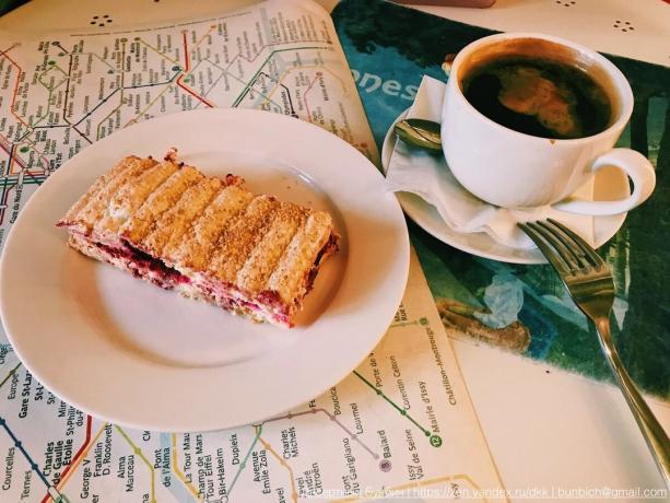 Cake "Raspberry Delight" in der Kaffee-Madeleine, Nizhny Novgorod