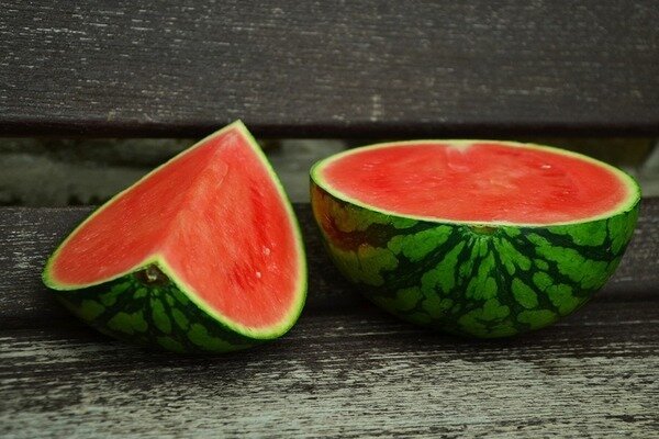 Vermeiden Sie es, zu viel Wassermelone für Nierenerkrankungen zu trinken. (Foto: Pixabay.com)
