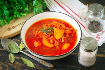 Borscht mit Rüben und Kohl