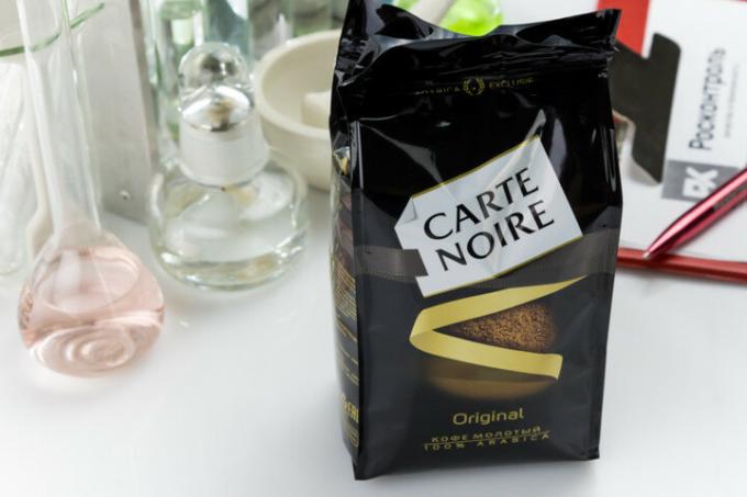 Closes der besten Kaffeebewertung - „Carte Noire“. 