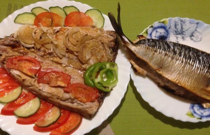 Makrele gehört zu den Sorten von fettem Fisch, so dass es an der Zeit, sich darauf vorzubereiten Ihre Stimmung und Fonds Omega zu verbessern - 3 im Körper.