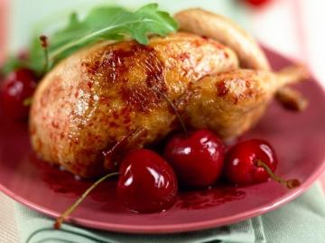 Huhn mariniert in Kirsche: Feiertags-Rezepte