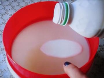 Sowohl regelmäßige Joghurt-Creme für eine Nacht bereit (ein einfacher Schritt für Schritt Rezept)