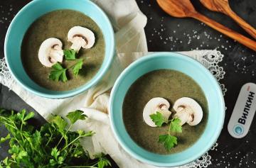 Champignonsuppe mit Sahne